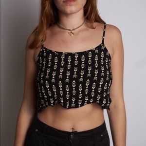 Black boho arrows crop top Forever 21